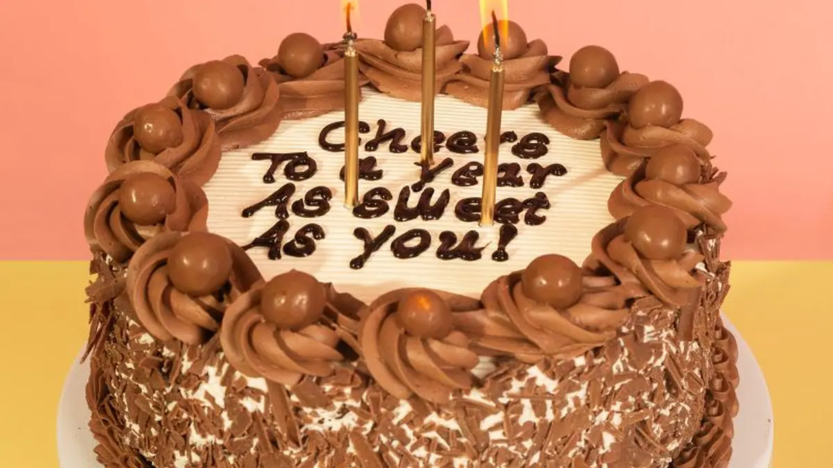 Cake Box – eggless cake shop in Northampton town centre