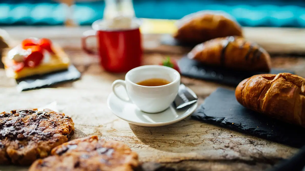 Eggless Cake Shop bakes